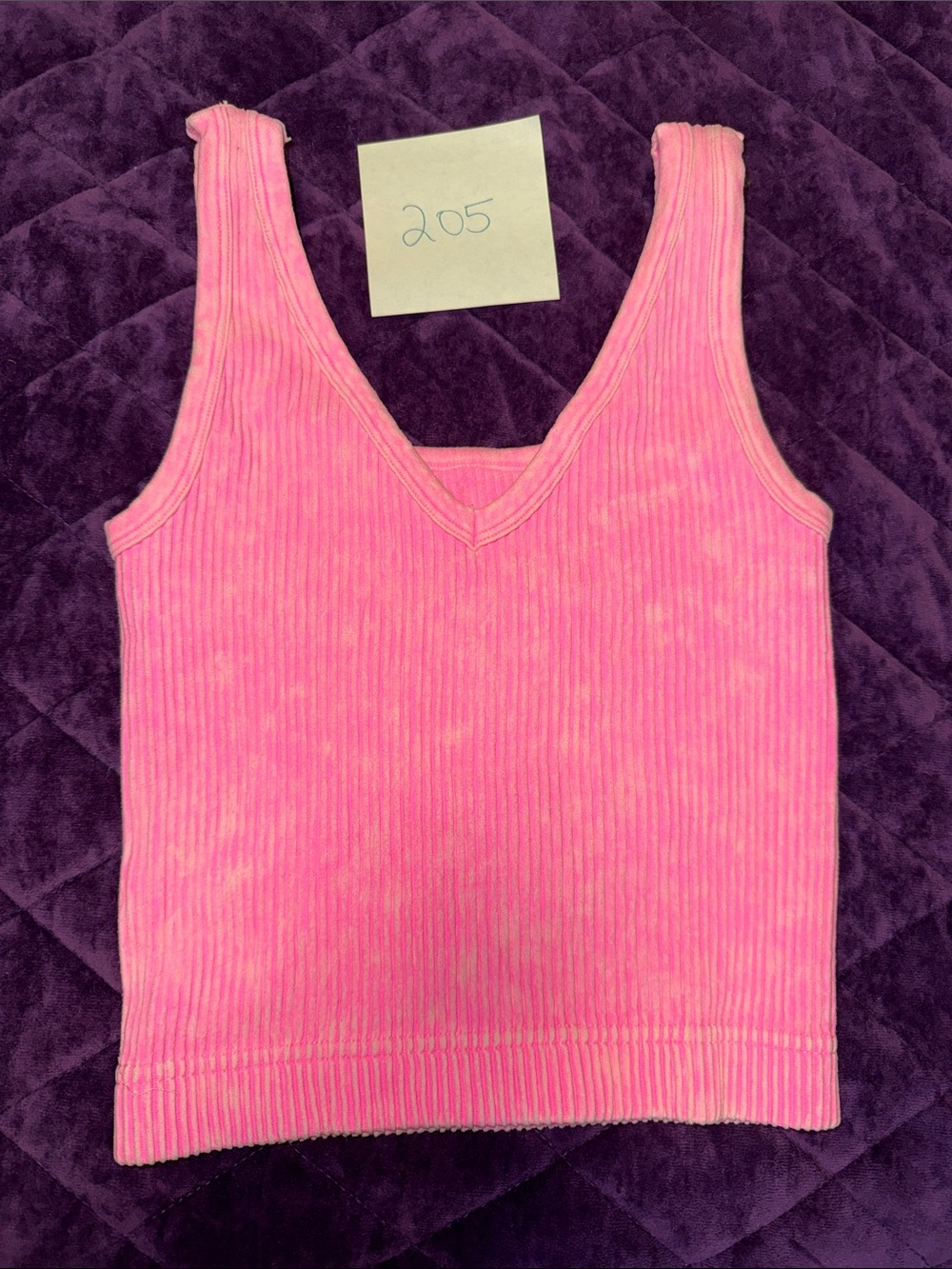 Zenana Outfitters Pink Ribbed cropped V-Neck Tank Top